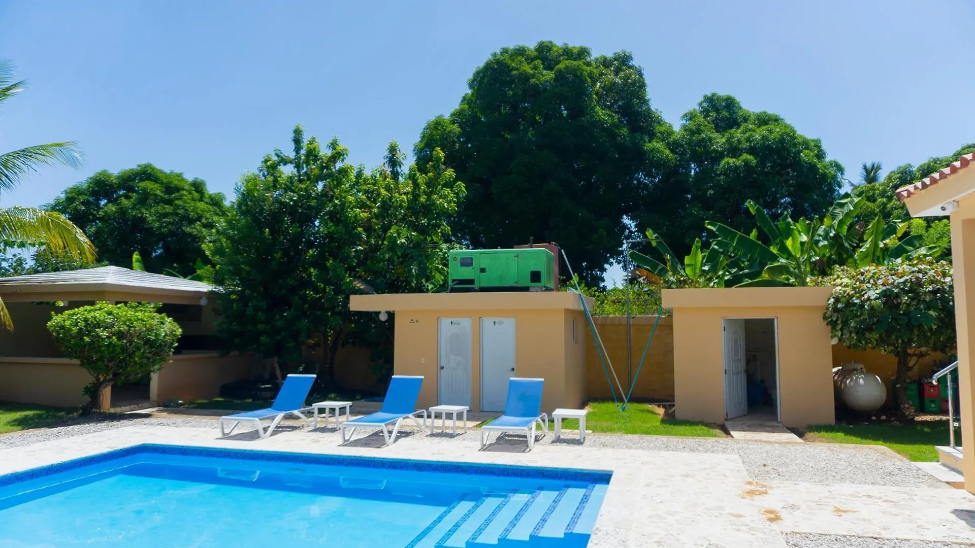 Villa Ramon Reynoso, Cabrera El Higo de las Tres Piernas