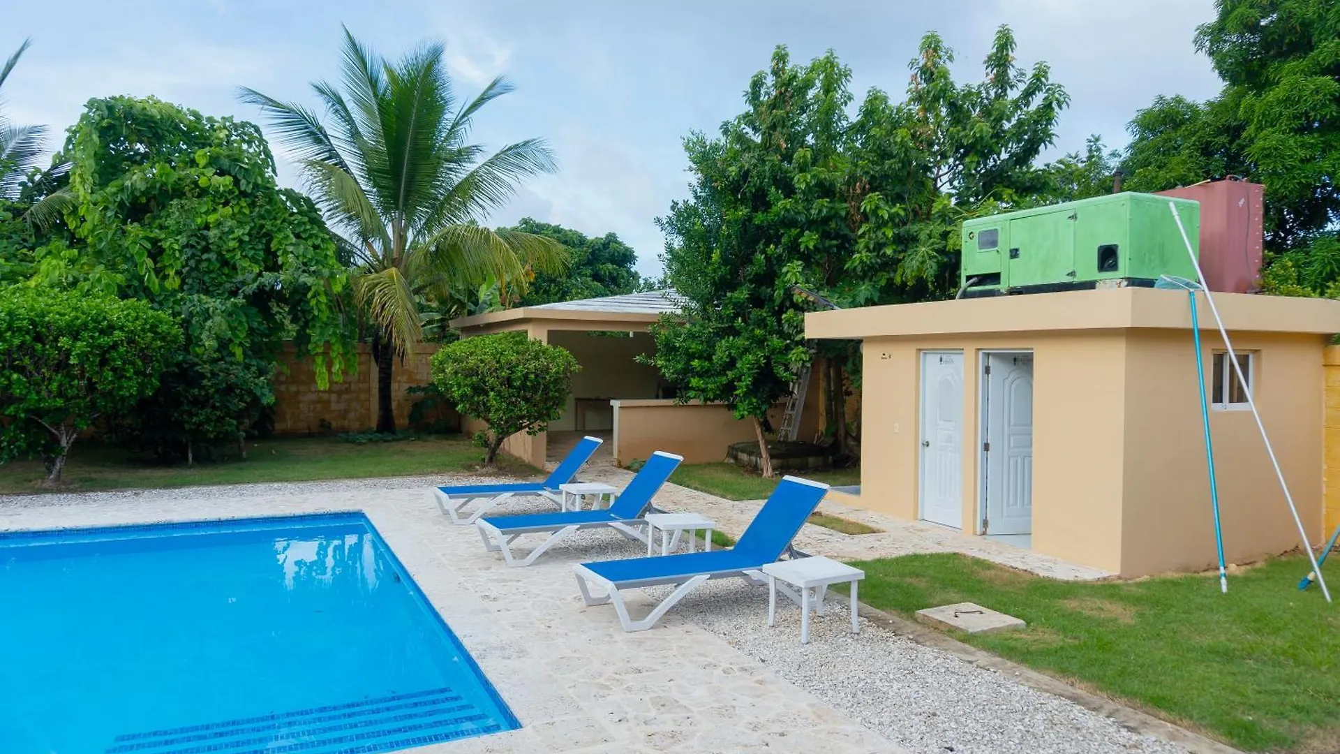 Villa Ramon Reynoso, Cabrera El Higo de las Tres Piernas