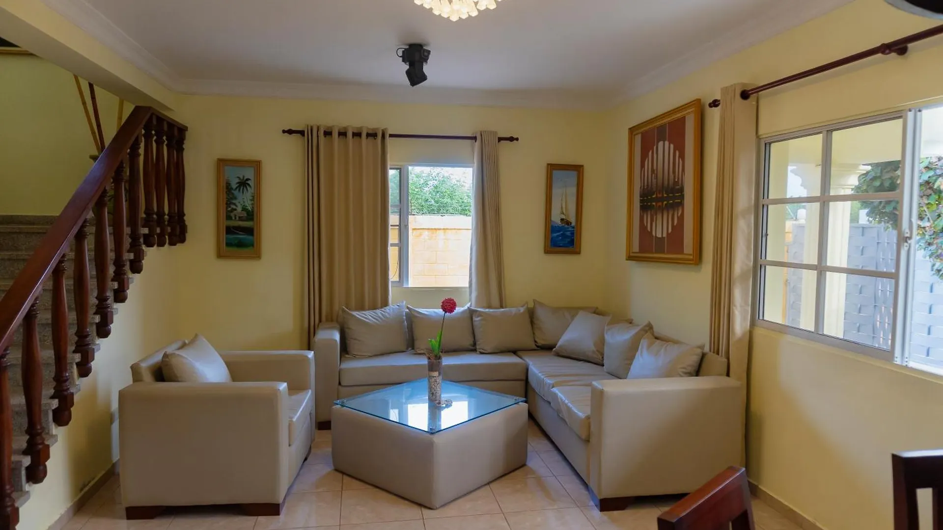 Villa Ramon Reynoso, Cabrera El Higo de las Tres Piernas