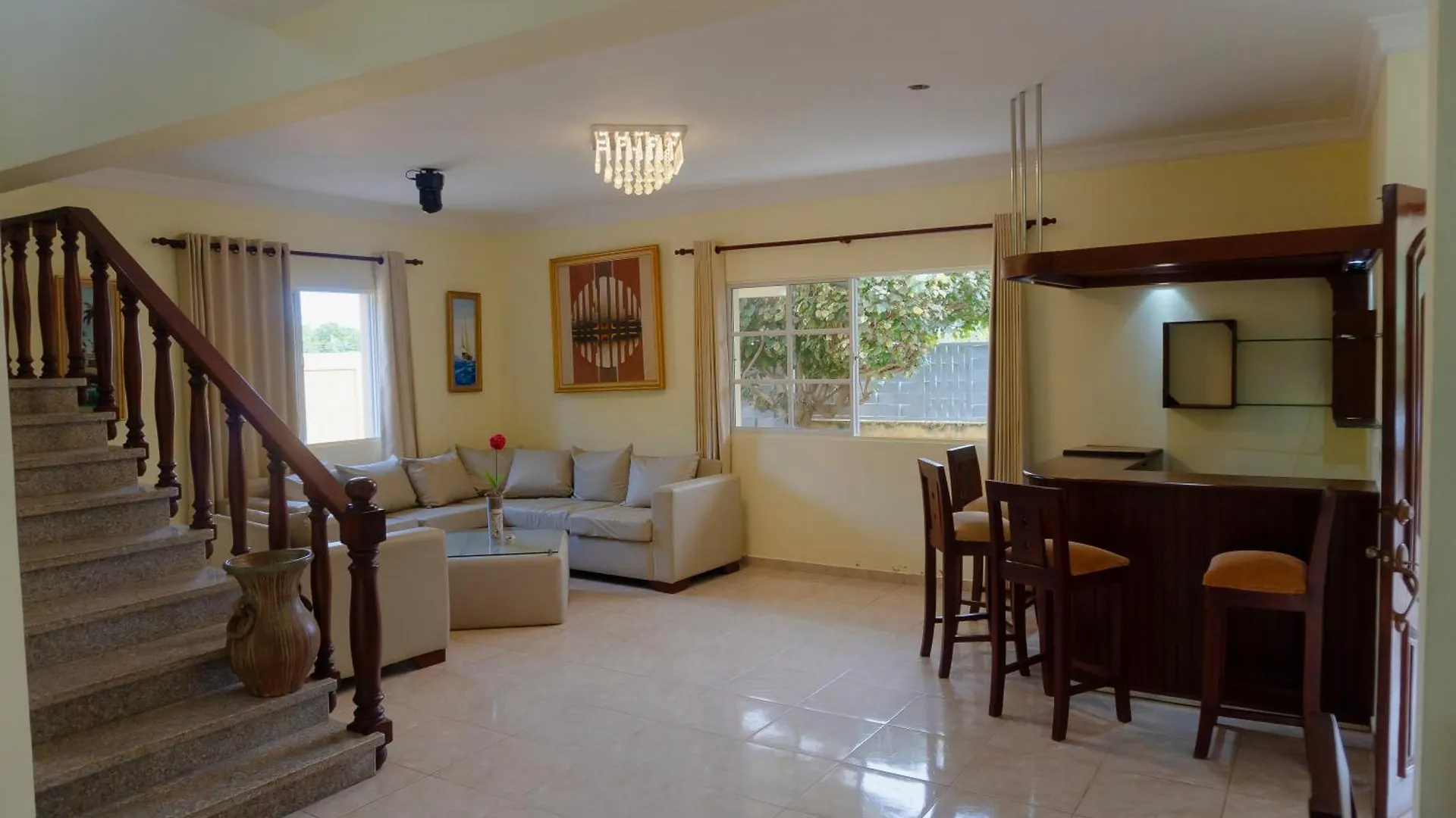 Villa Ramon Reynoso, Cabrera El Higo de las Tres Piernas